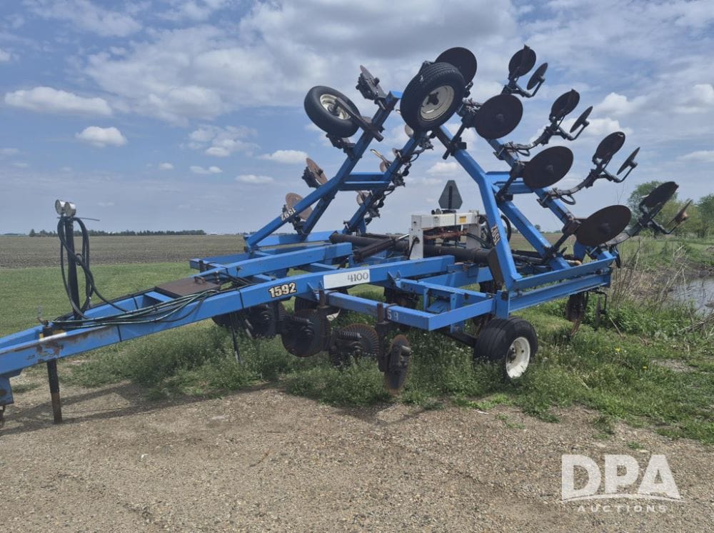 DMI 4100 Equipment Image0