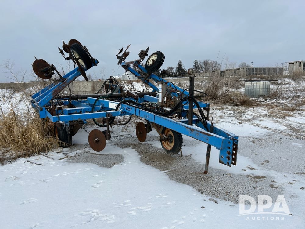 DMI 4100 Equipment Image0