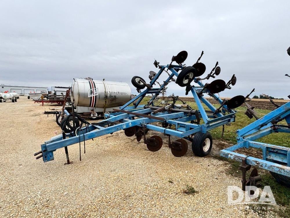 DMI 4100 Equipment Image0