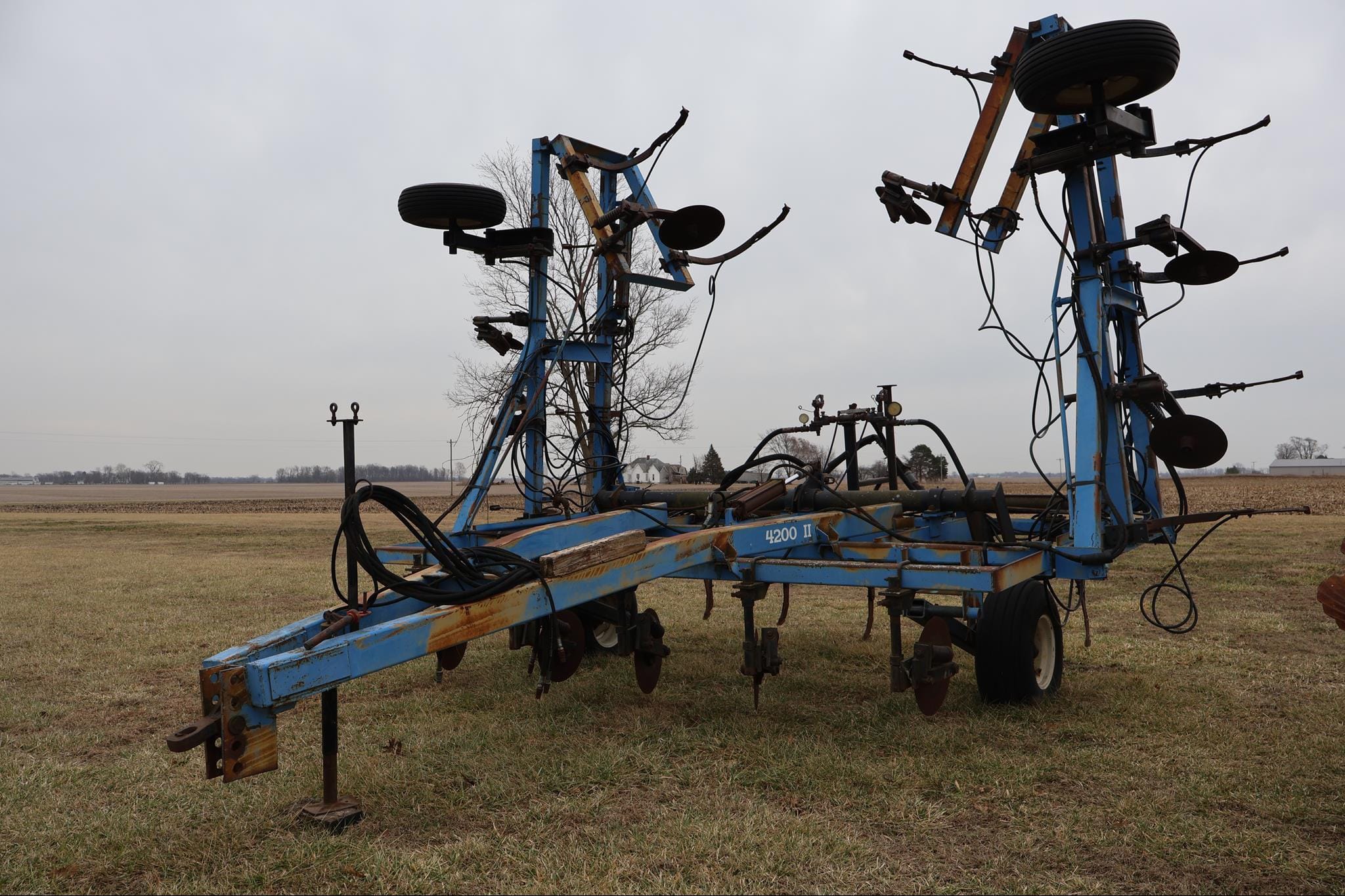 DMI 4200 II Equipment Image0