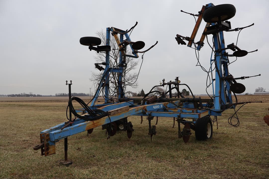 Image of DMI 4200 II Image 0