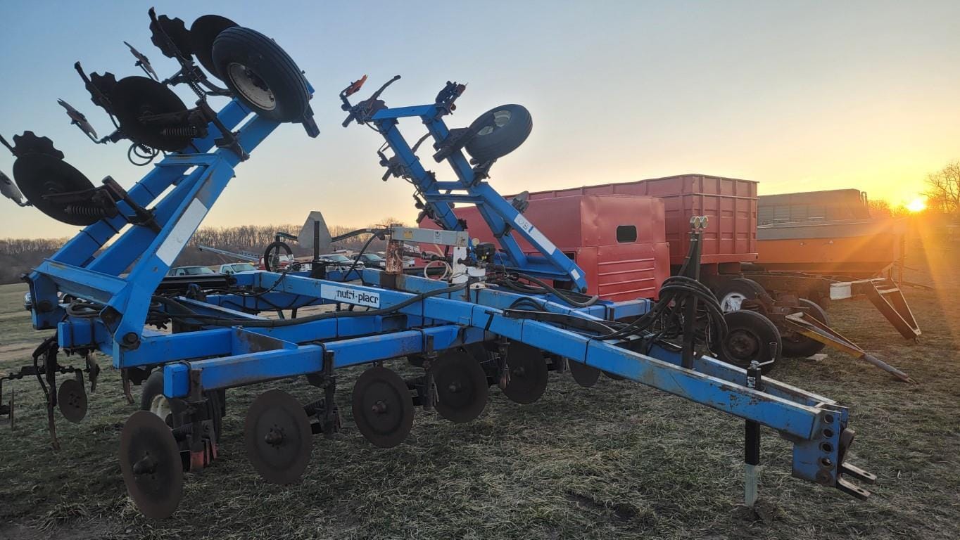 DMI 4250 Equipment Image0