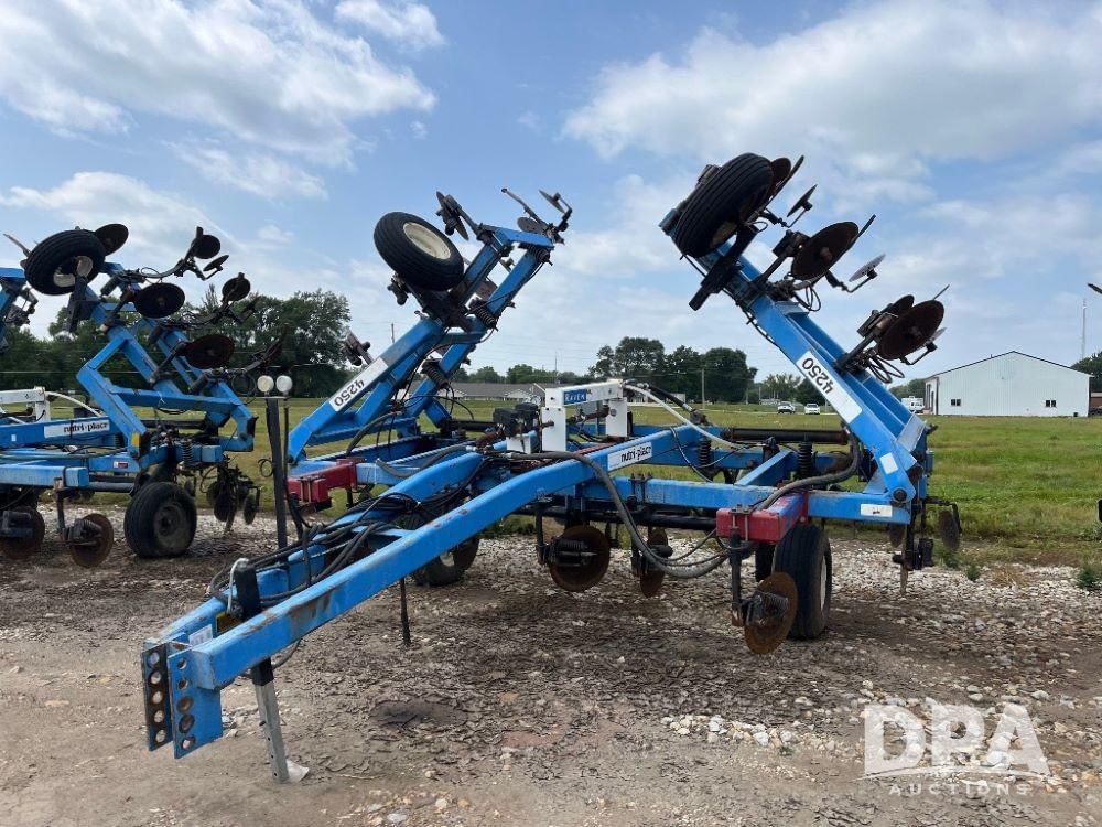 DMI 4250 Equipment Image0