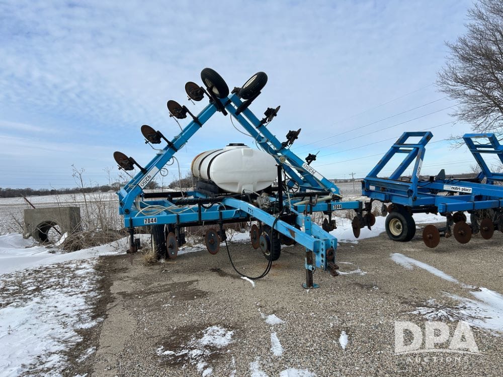 DMI 4250 Equipment Image0