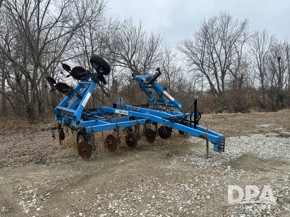 DMI 4250 Equipment Image0