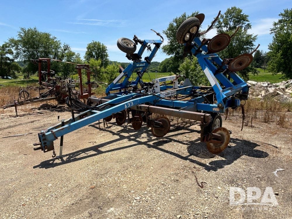 DMI Nutri-Placr 4250 Equipment Image0