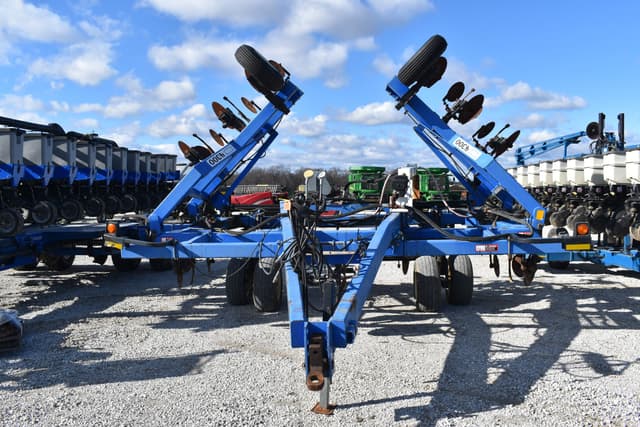 Image of DMI 4300 equipment image 1