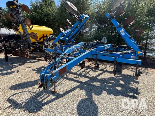 Image of DMI 4300 equipment image 1