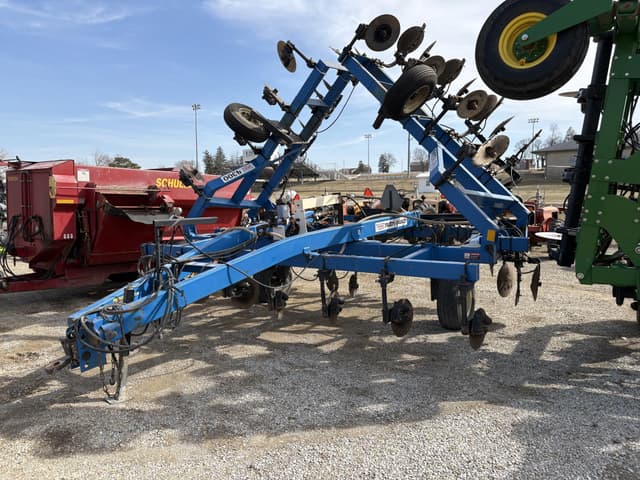 Image of DMI 4300 equipment image 2