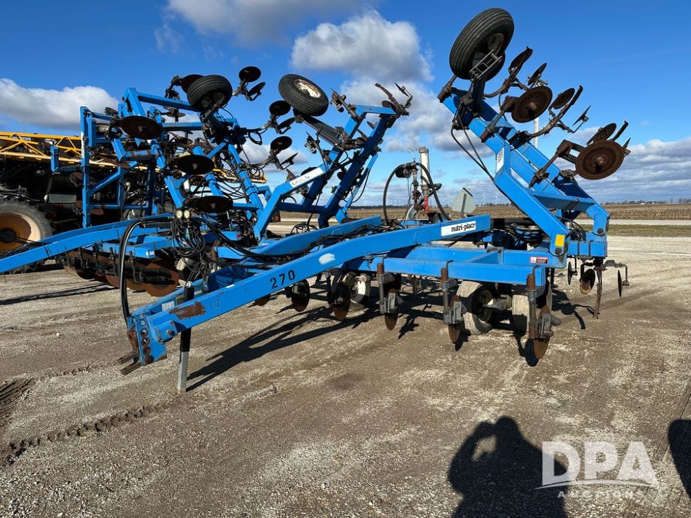 DMI 4300 Equipment Image0