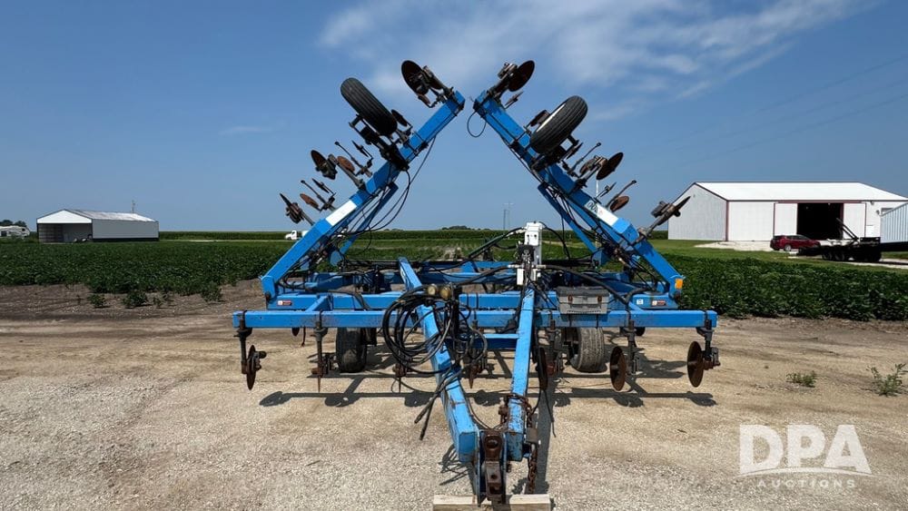 DMI 4300 Equipment Image0
