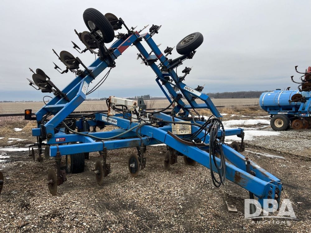 DMI 4300 Equipment Image0