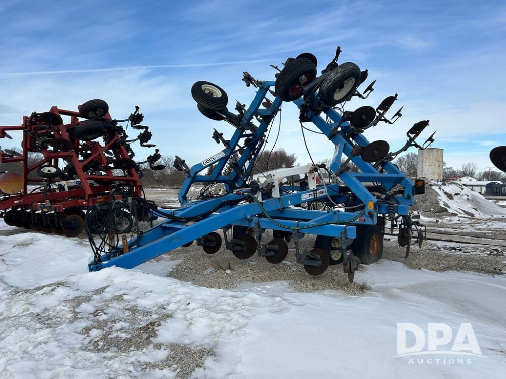 DMI 4300 Equipment Image0