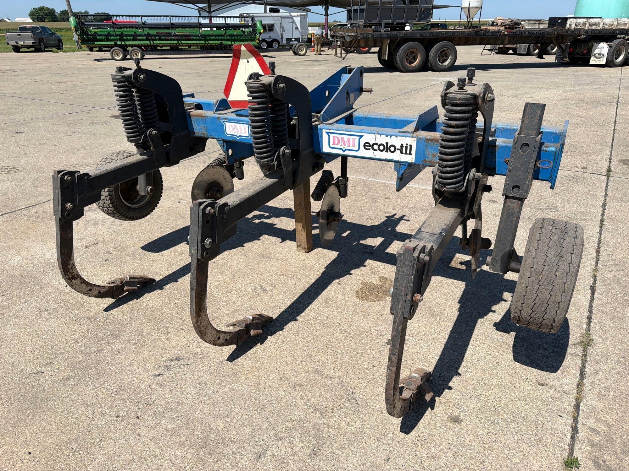 DMI ET-3 Equipment Image0