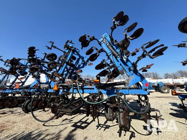 Image of DMI 5300 equipment image 3