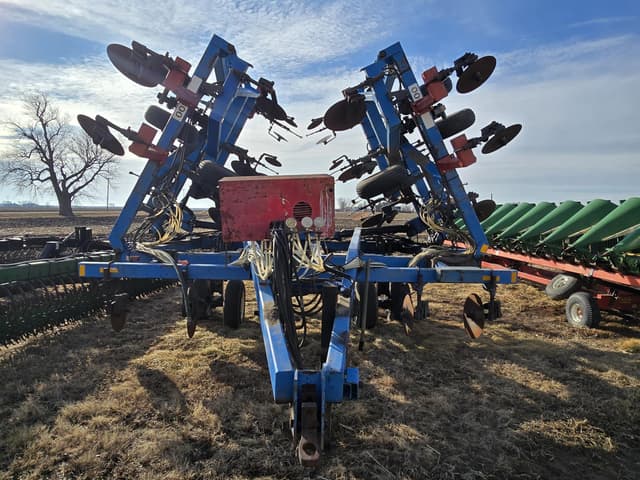 Image of DMI 5300 equipment image 1