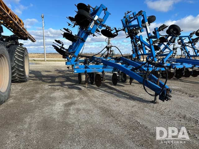 Image of DMI 5300 equipment image 4