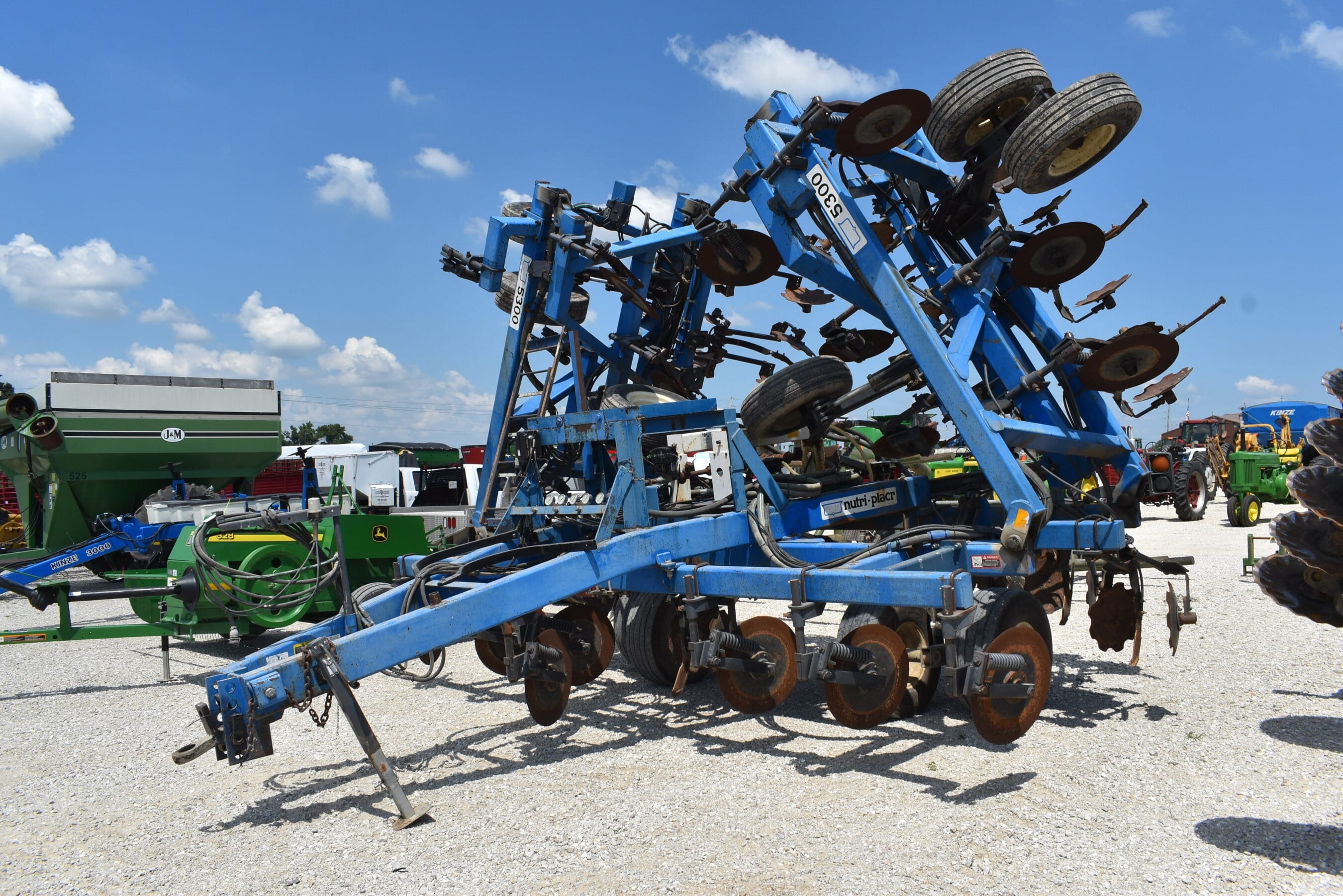 DMI 5300 Equipment Image0