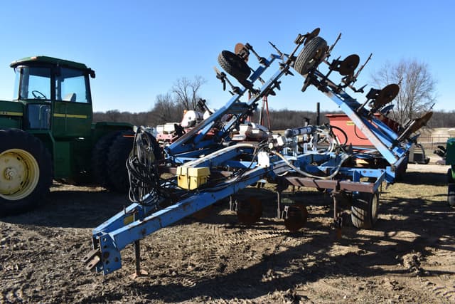 Image of DMI 4100 equipment image 2