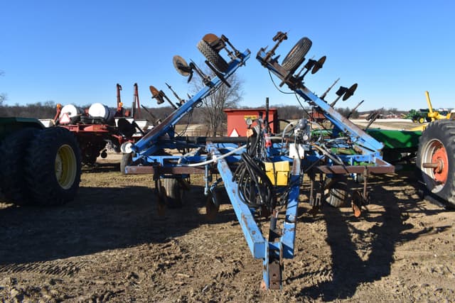 Image of DMI 4100 equipment image 1