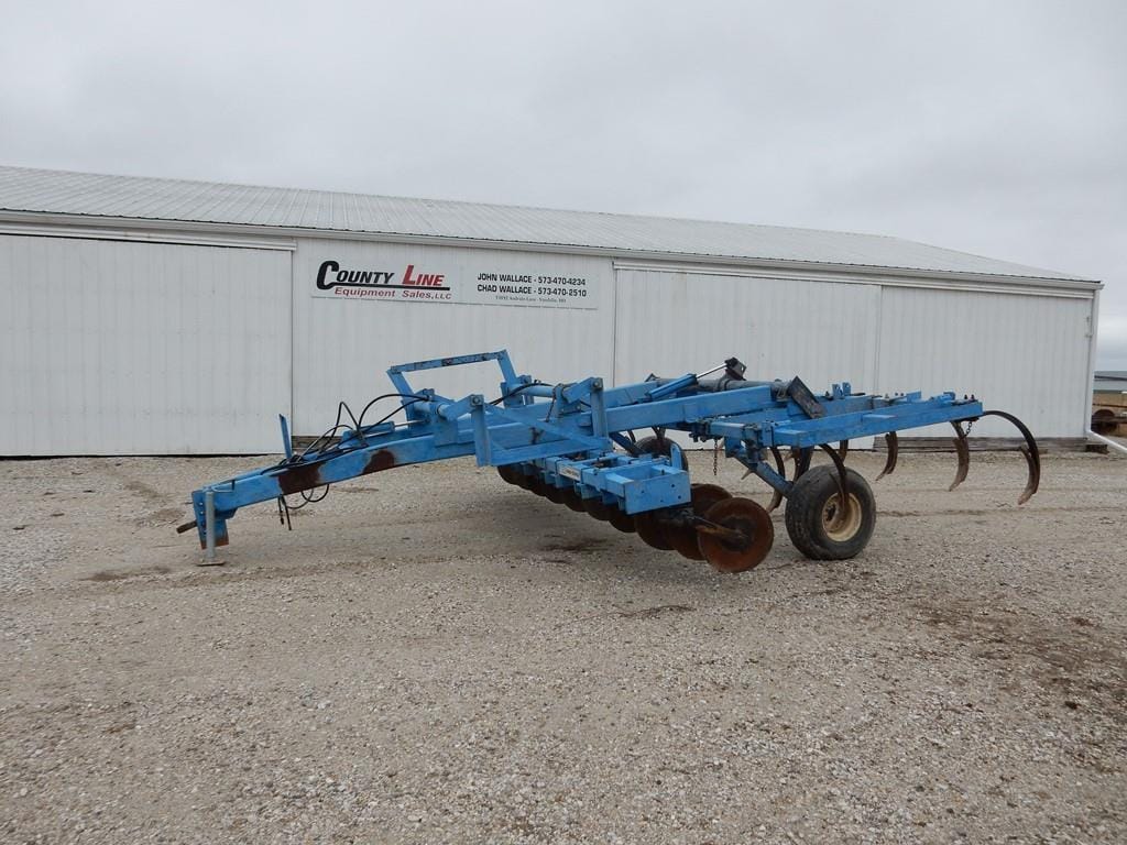 DMI Colter-Champ Equipment Image0