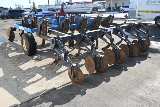 Image of DMI Colter-Champ II equipment image 4