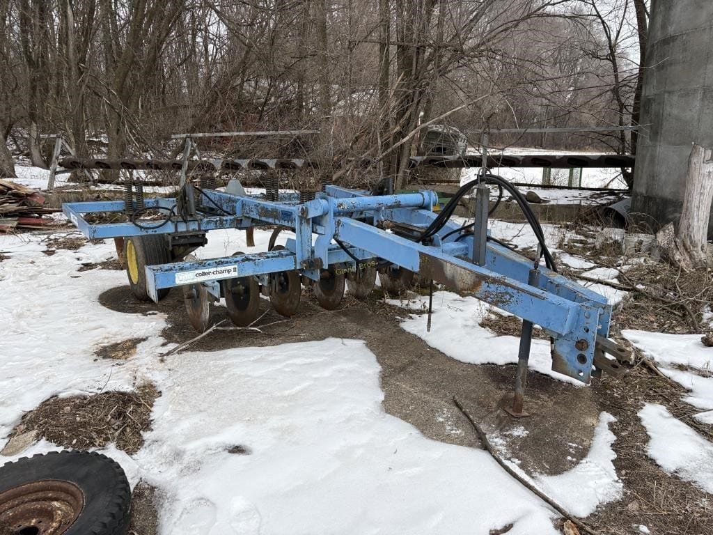 DMI Colter-Champ II Equipment Image0