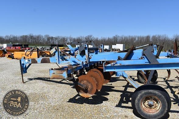 Image of DMI Coulter Champ equipment image 4