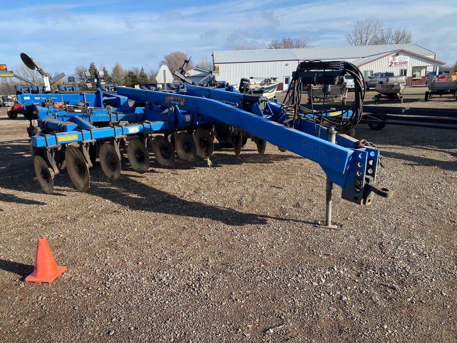 DMI Ecolo-Tiger 730B Equipment Image0