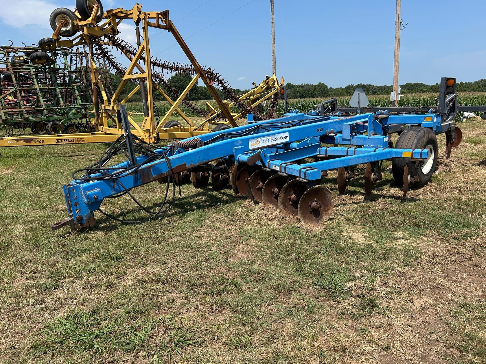 DMI Ecolo-Tiger 530 Equipment Image0