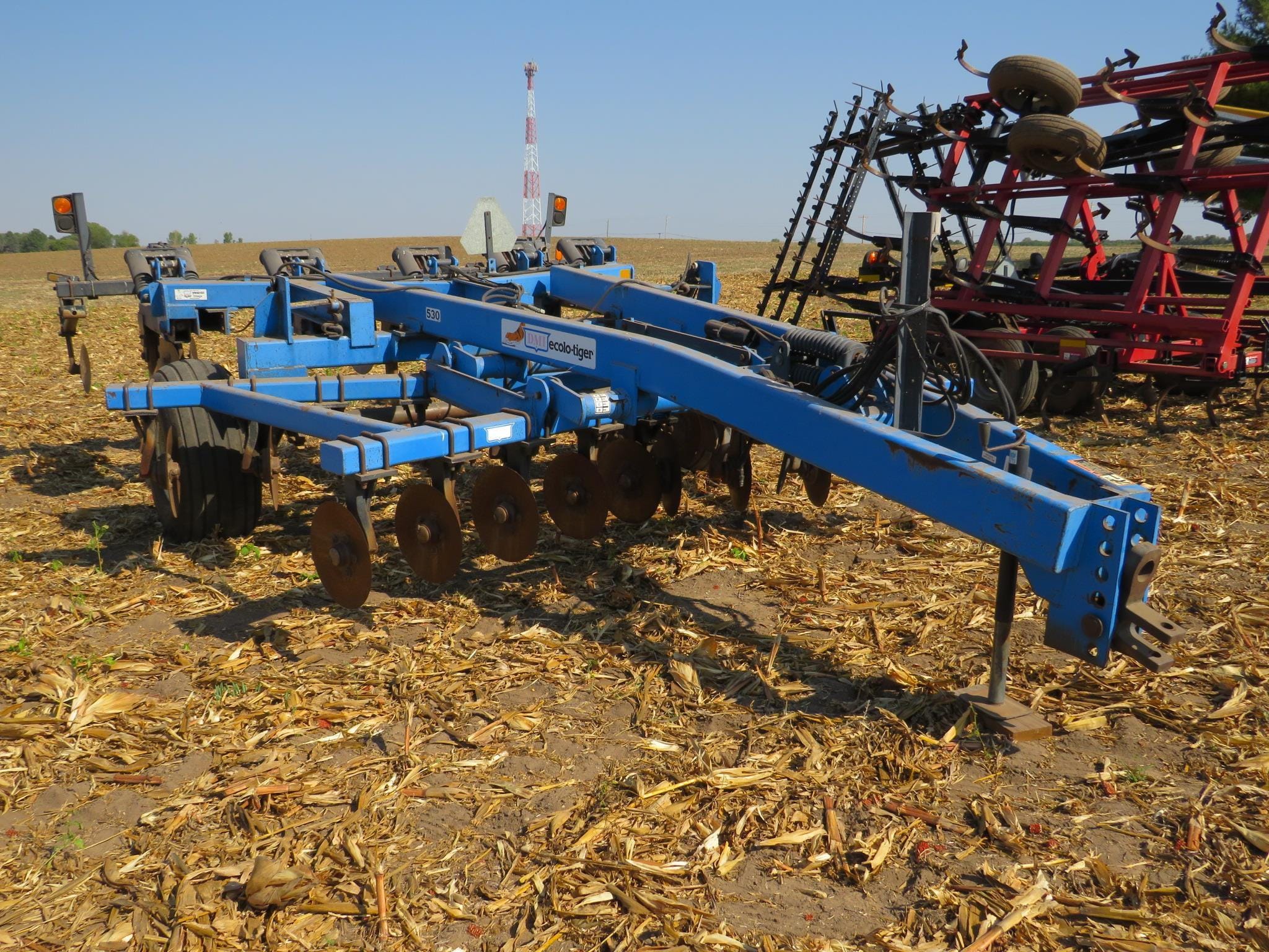 DMI Ecolo-Tiger 530 Equipment Image0