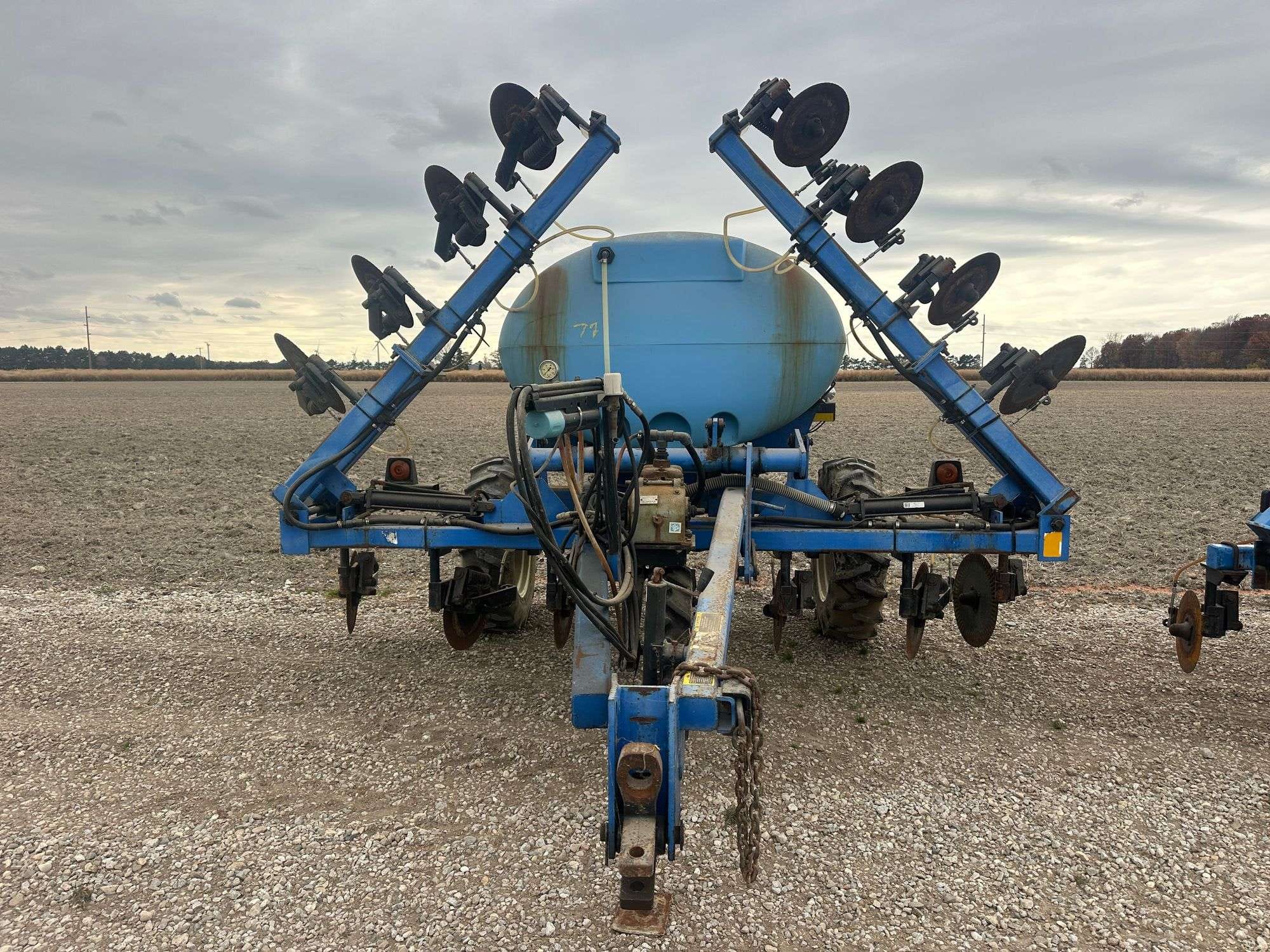 DMI 2800 Equipment Image0