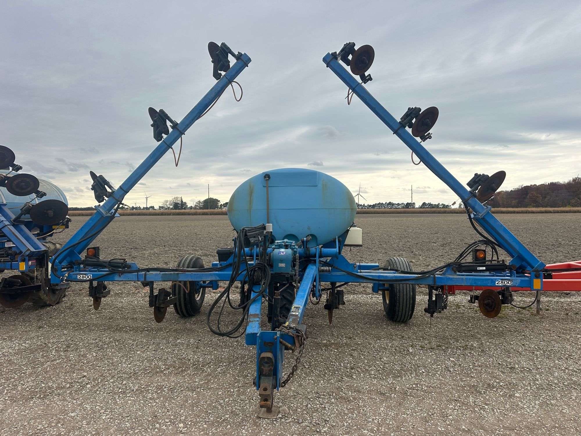 DMI 2800 Equipment Image0