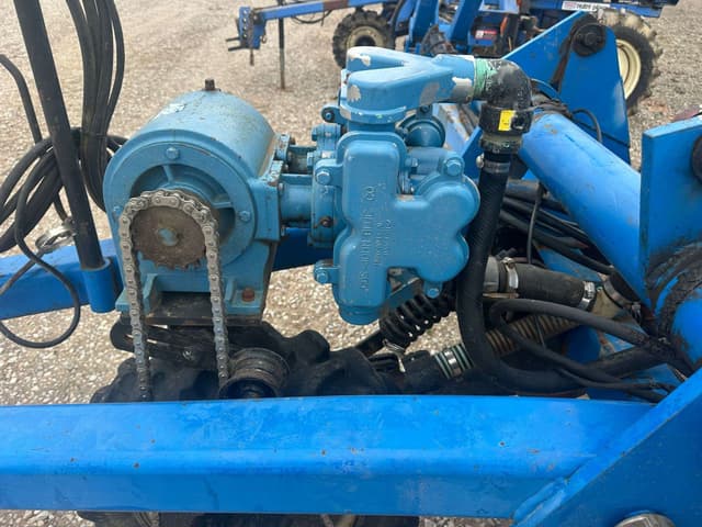 Image of DMI 2800 equipment image 3