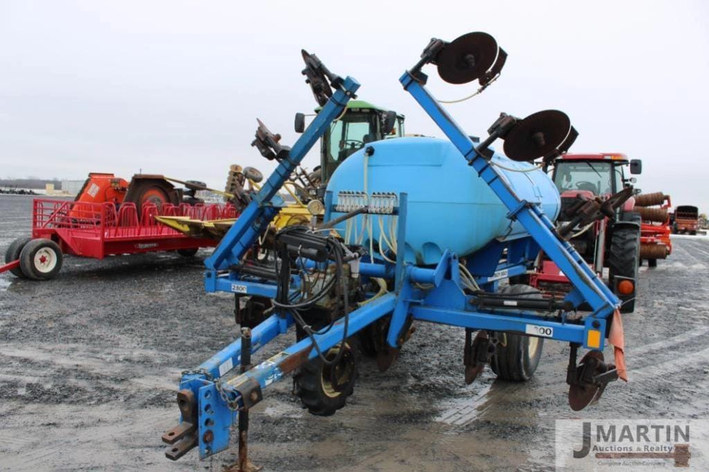 DMI 2800 Equipment Image0