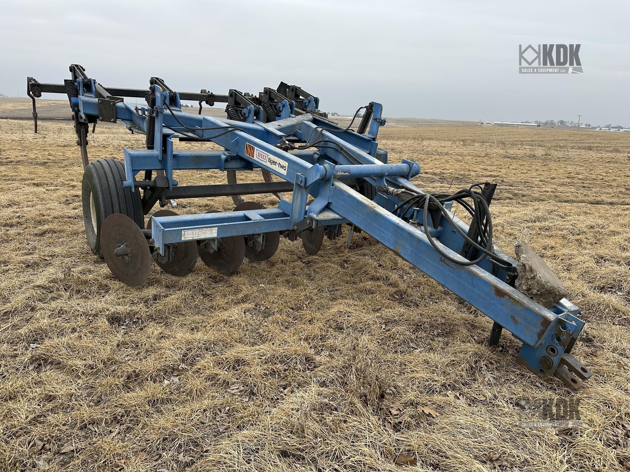 DMI Tiger-Two Equipment Image0