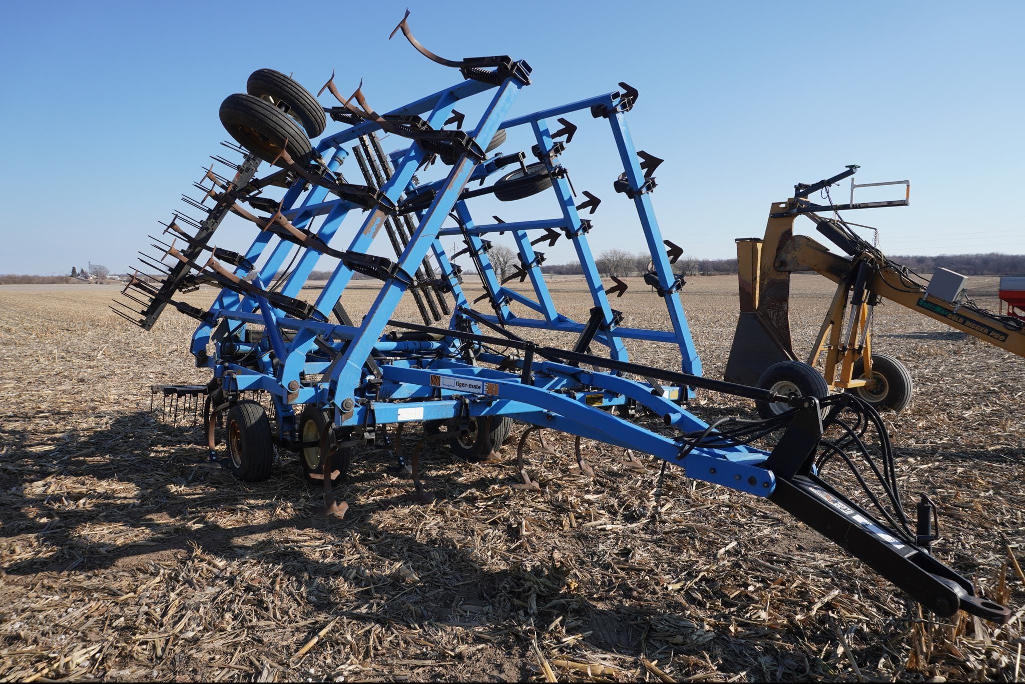 DMI Tigermate Equipment Image0