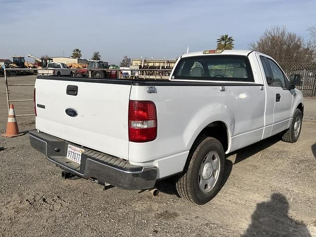 Image of Ford F-150 equipment image 4