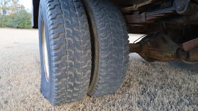 Image of Dodge Ram 350 equipment image 3