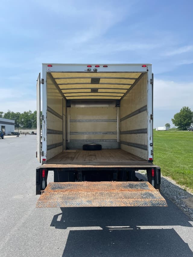 Image of Dodge Ram 5500 equipment image 2