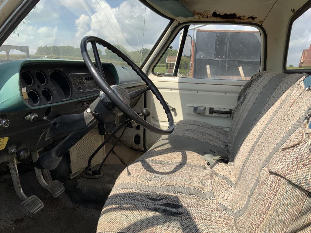 Image of Dodge 600 Image 1