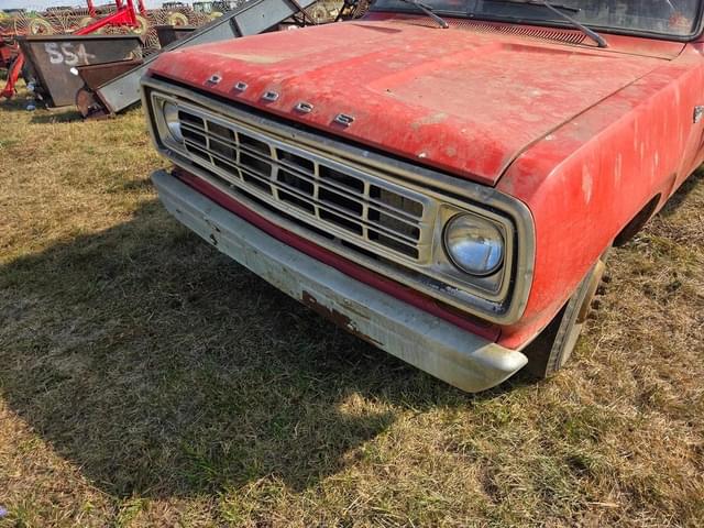 Image of Dodge Ram 300 equipment image 2