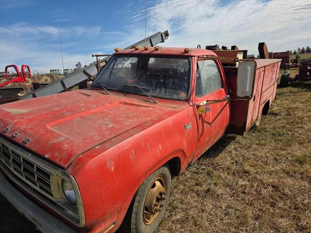 Image of Dodge Ram 300 equipment image 1