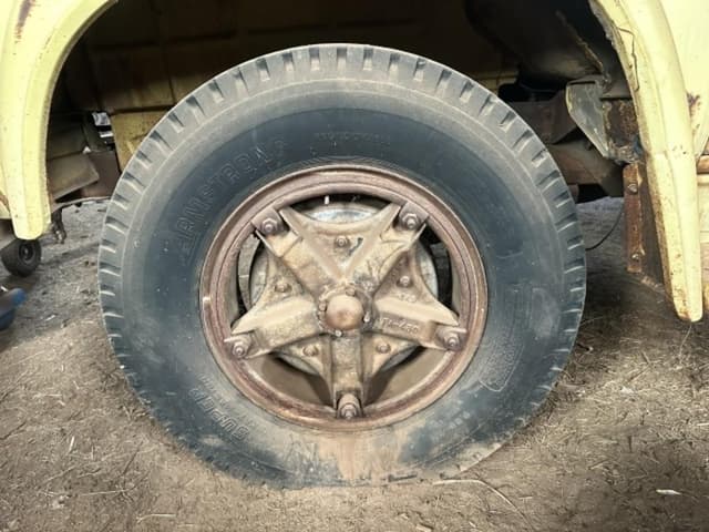 Image of Dodge D600 equipment image 4