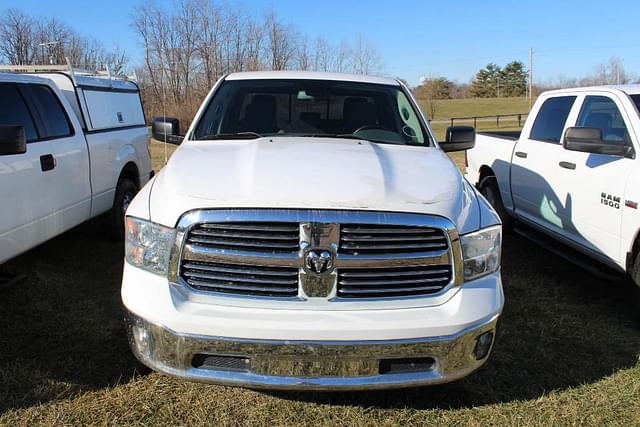 Image of Dodge Ram 1500 equipment image 2