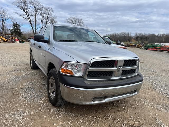 Image of Dodge Ram 1500 equipment image 4