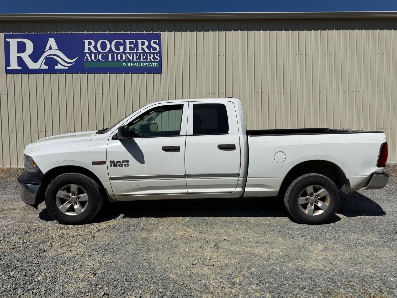 Dodge Ram 1500 Equipment Image0