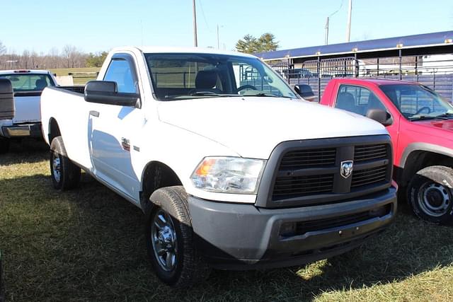 Image of Dodge Ram 2500 equipment image 3