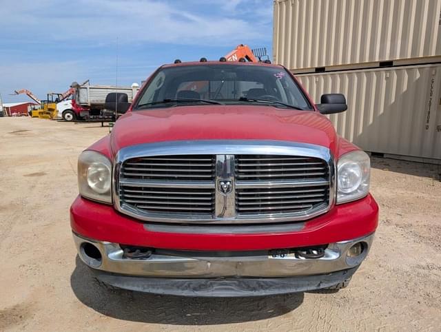 Image of Dodge Ram 2500 equipment image 1