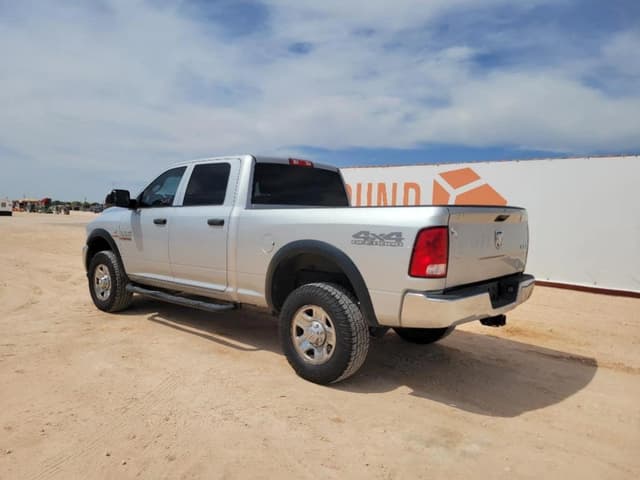 Image of Dodge Ram 2500 equipment image 2